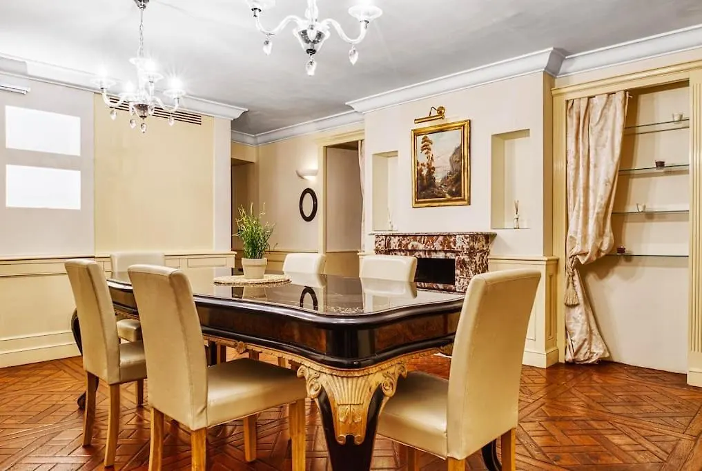 Luxury 4 Bedrooms Apartment Μιλάνο