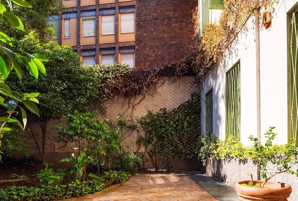 Luxury 4 Bedrooms Apartment Μιλάνο